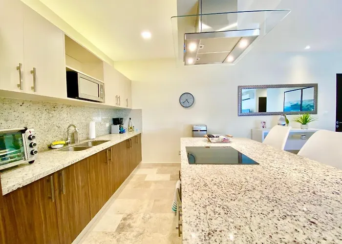 Apartment Modern 2-bedroom, 2-bath In The Heart Of Playa Del Carmen- Arenis Playa del Carmen
